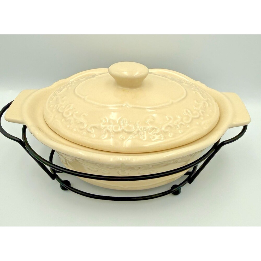 Vintage, Individual Casserole Dish with Trivet, Cream color, 4.75"Lx3.5"Wx1.75 D